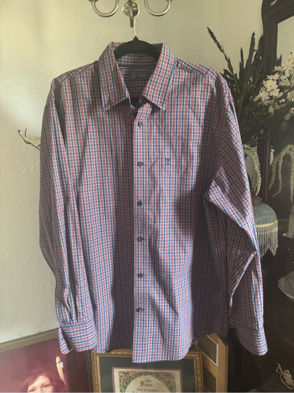 Arrow Men's Red & Blue and grey Plaid Button-Down Shirt